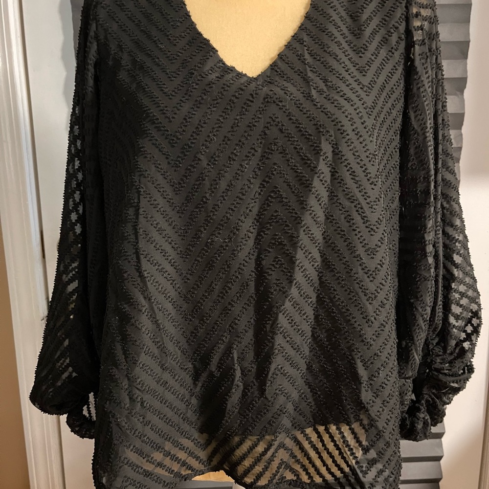 Vici puff sleeve blouse sizeS